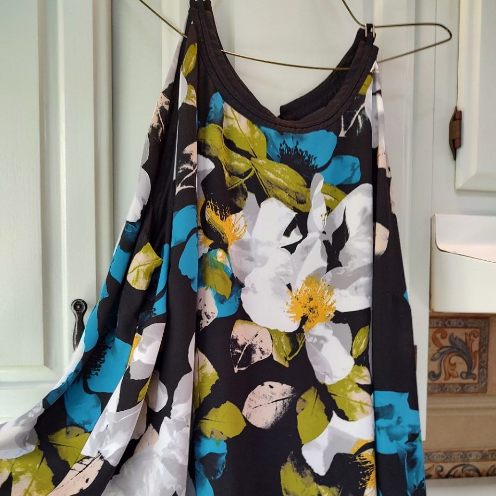 Black Floral Print Worthington Tank Top